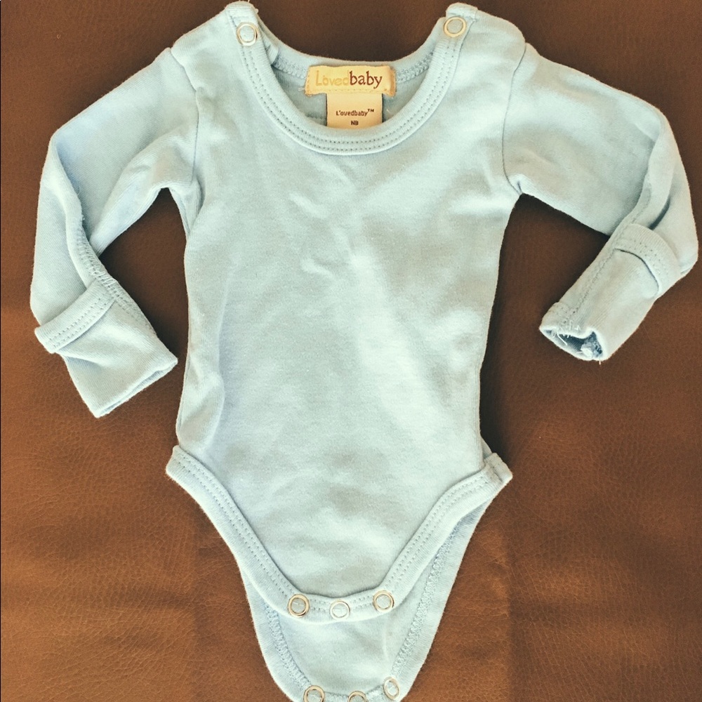 L’oved baby onesie